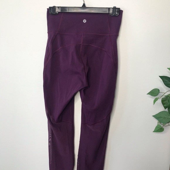 SOLD ❌ Lululemon Hot Like Agni Leggings Purple - Picture 6 of 8